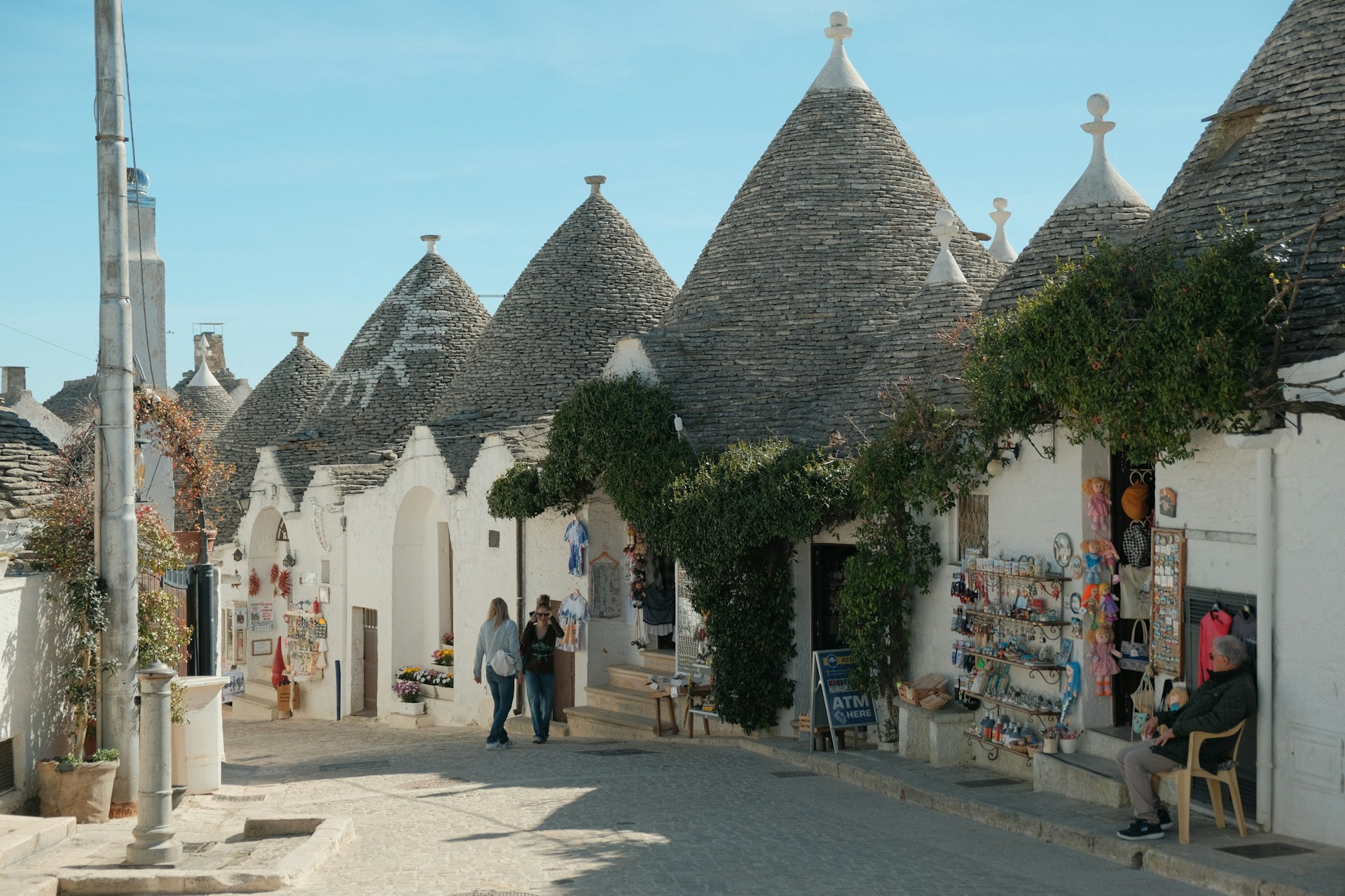 Exploring the Magical Trulli Houses of Alberobello