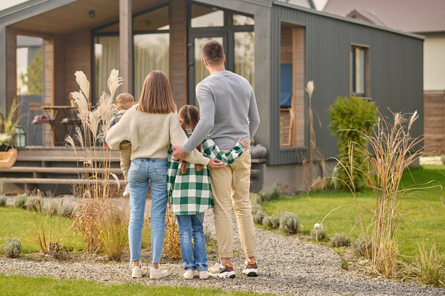 Things to Consider Before Moving to a Growing Housing Market